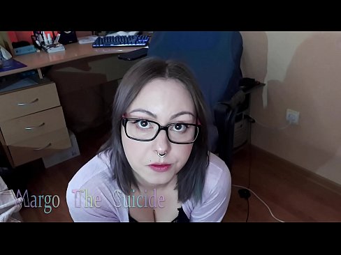 ❤️ Сексуальная Девушка В Очках Глубоко Сосет Фаллоимитатор На Камеру ❤ Видео траха на goodseller.top